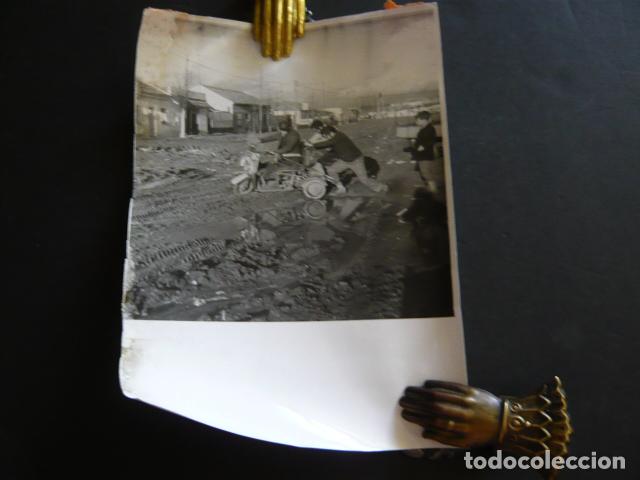 Fotografia antiga: MADRID BARRIO DE ORCASITAS ANTIGUA FOTOGRAFIA ORIGINAL 18 X 24 CM