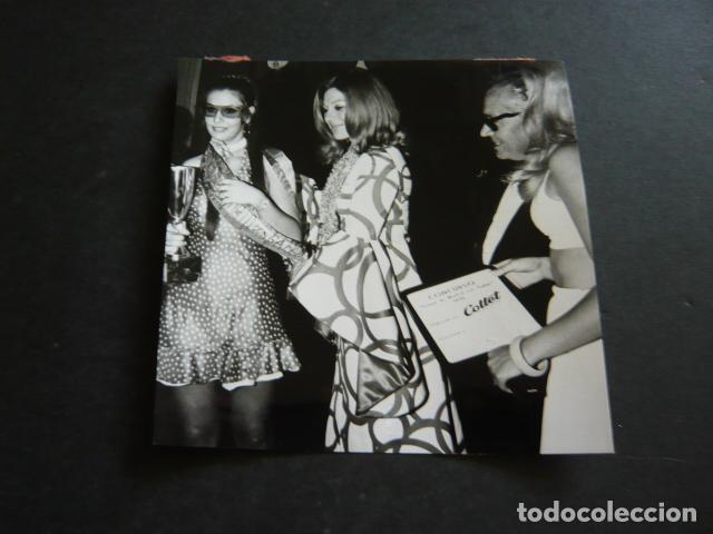 Alte Fotografie: MADRID FIESTA GUAPA DE MADRID CON GAFAS ANTIGUA FOTOGRAFIA ORIGINAL 12 X 12 CM