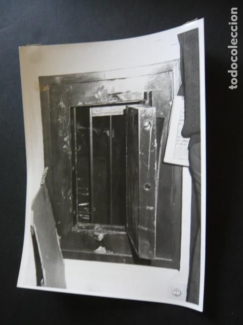 Alte Fotografie: MARBELLA MALAGA ROBO BANCO DE ANDALUCIA ANTIGUA FOTOGRAFIA ORIGINAL 18 X 24 CM