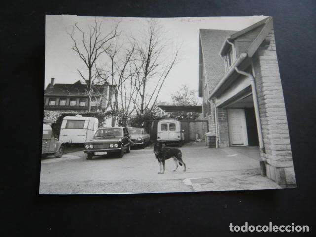 Fotografia antiga: NEGURI BILBAO SECUESTRO DE INDUSTRIAL POR BANDA ETA ANTIGUA FOTOGRAFIA ORIGINAL 16 X 24 CM