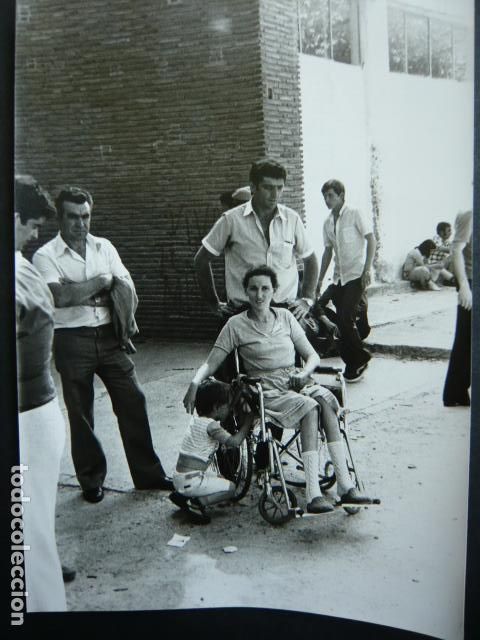Alte Fotografie: MADRID CASA DE CAMPO REUNION AFECTADOS COLZA ANTIGUA FOTOGRAFIA ORIGINAL 13 X 18 CM