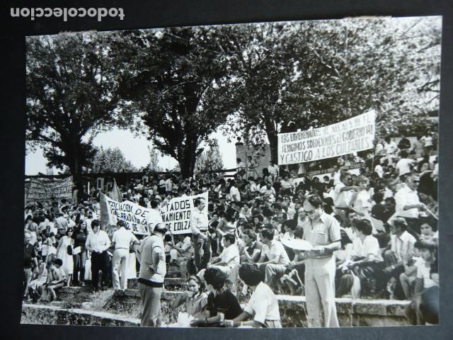 Alte Fotografie: MADRID CASA DE CAMPO REUNION AFECTADOS COLZA ANTIGUA FOTOGRAFIA ORIGINAL 13 X 18 CM