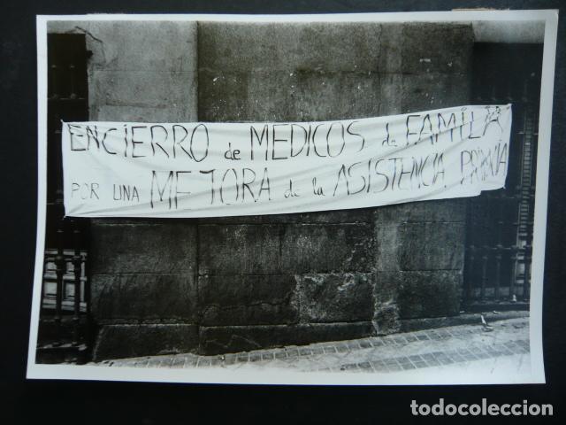 Antique Photography: MADRID ENCIERRO MEDICOS MEDICINA FAMILIAR ANTIGUA FOTOGRAFIA ORIGINAL 13 X 18 CM