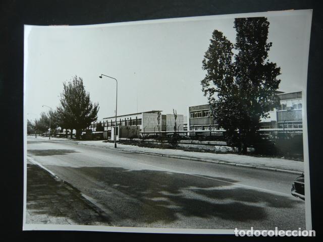 Alte Fotografie: MADRID CENTRO NUCLEAR JUAN VIGON ANTIGUA FOTOGRAFIA ORIGINAL 18 X 24 CM