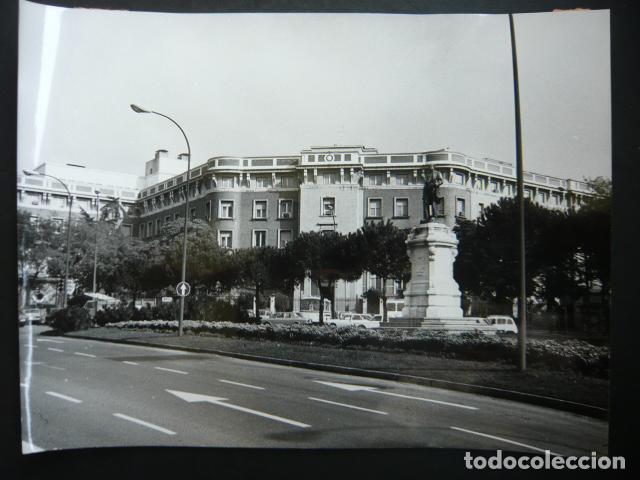 Photographie ancienne: MADRID INSTITUTO NACIONAL DE INDUSTRIA ANTIGUA FOTOGRAFIA ORIGINAL 18 X 24 CM