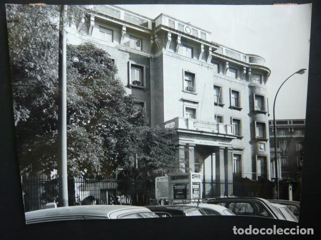 Fotografia antiga: MADRID INSTITUTO NACIONAL DE INDUSTRIA ANTIGUA FOTOGRAFIA ORIGINAL 18 X 24 CM