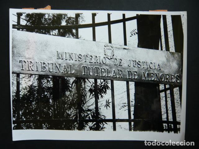 Fotografia antiga: MADRID TRIBUNAL TUTELAR DE MENORES ANTIGUA FOTOGRAFIA ORIGINAL 18 X 24 CM