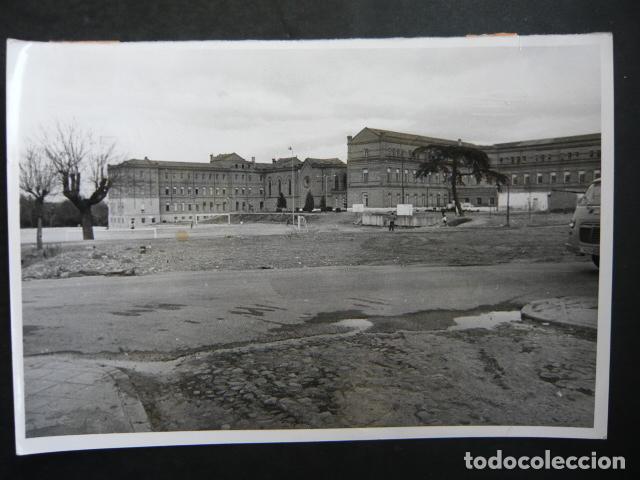 Fotografia antiga: MADRID CARABANCHEL REFORMATORIO DE MENORES PADRE AMIGO ANTIGUA FOTOGRAFIA ORIGINAL 18 X 13 CM