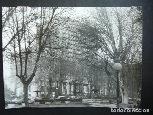 Alte Fotografie: MADRID MINISTERIO DE SANIDAD Y SEGURIDAD SOCIAL ANTIGUA FOTOGRAFIA ORIGINAL 18 X 24 CM