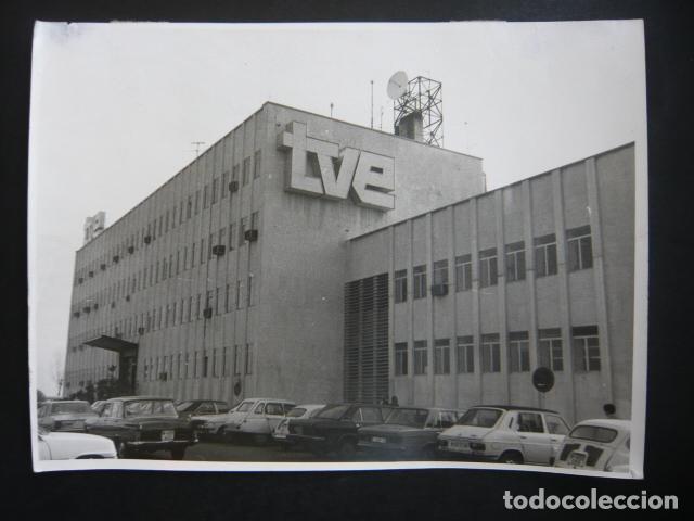 Fotografia antica: MADRID PRADO DEL REY EDIFICIO DE TVE ANTIGUA FOTOGRAFIA ORIGINAL 18 X 24 CM