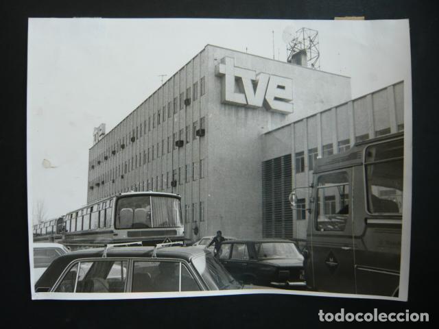 Antique Photography: MADRID EDIFICIO TVE PRADO DEL REY ANTIGUA FOTOGRAFIA ORIGINAL 18 X 24 CM