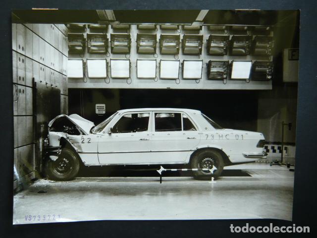Fotograf&iacute;a antigua: SINDELFINGEN FABRICA AUTOMOVILES DAIMLER BENZ ANTIGUA FOTOGRAFIA ORIGINAL 24 X 18 CM