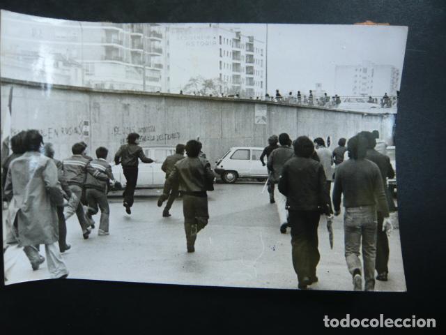 Fotograf&iacute;a antigua: MALAGA MANIFESTACION DEL DIA DE ANDALUCIA ANTIGUA FOTOGRAFIA ORIGINAL 12 X 18 CM