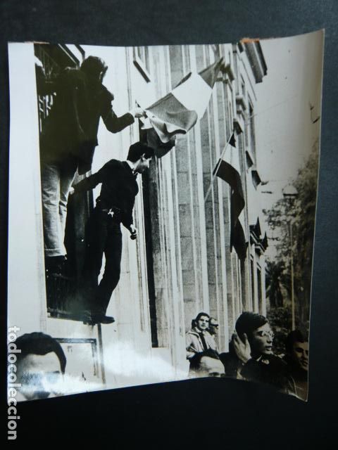 Fotograf&iacute;a antigua: MALAGA MANIFESTACION DEL DIA DE ANDALUCIA ANTIGUA FOTOGRAFIA ORIGINAL 13 X 14 CM