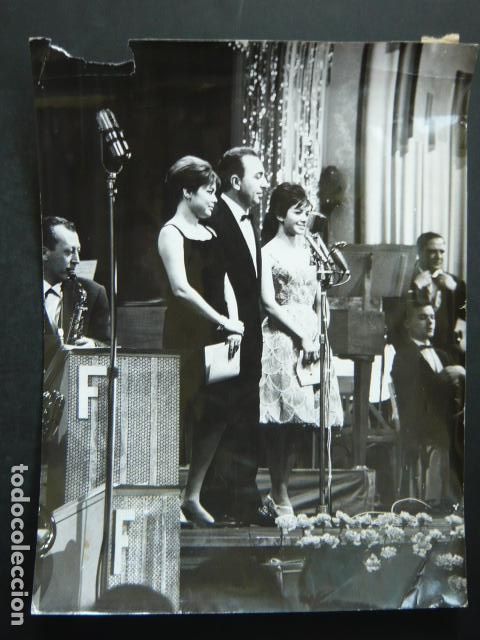 Fotograf&iacute;a antigua: FESTIVAL DE LA CANCION DE SAN REMO 1963 ANTIGUA FOTOGRAFIA ORIGINAL 18 X 24 CM