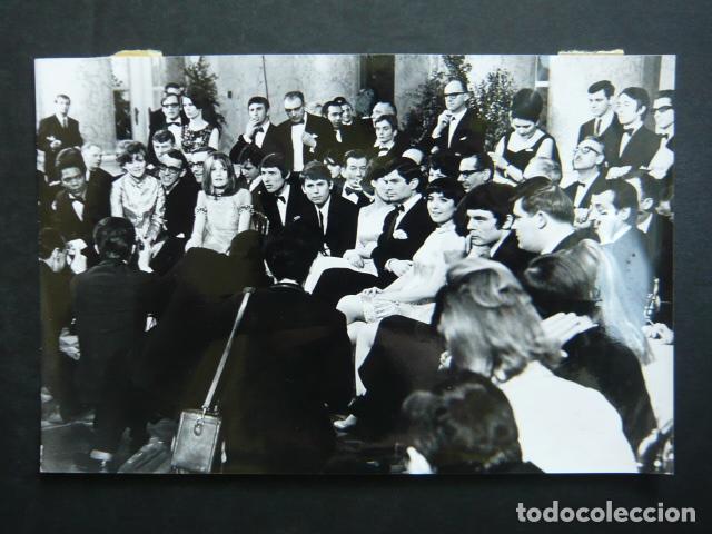 Alte Fotografie: VIENA FESTIVAL DE EUROVISION 1967 ANTIGUA FOTOGRAFIA ORIGINAL 18 X 13 CM