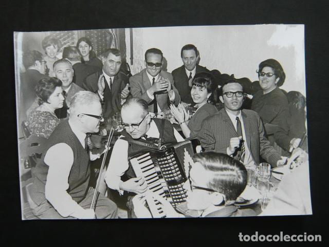 Fotografia antiga: VIENA FESTIVAL DE EUROVISION 1967 ANTIGUA FOTOGRAFIA ORIGINAL 18 X 13 CM