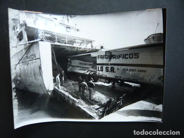 Fotografia antica: CADIZ TEMPORAL MARITIMO CARGUERO QUE VOLVI&Oacute; AL PUERTO ANTIGUA FOTOGRAFIA ORIGINAL 18 X 13 CM