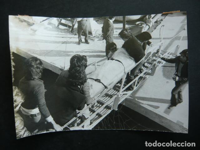 Fotograf&iacute;a antigua: MALAGA CHOQUE ENTRE CARGUEROS ANTIGUA FOTOGRAFIA ORIGINAL 13 X 18CM