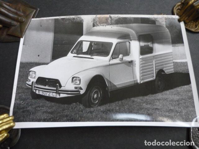 Fotograf&iacute;a antigua: AUTOMOVIL CITROEN DYANE 6 400 ANTIGUA FOTOGRAFIA 13 X 18 CM