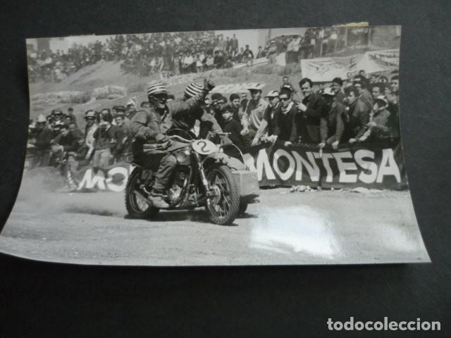 Fotografia antiga: BARCELONA VI MOTO CROSS INTERNACIONAL 1965 MOTOCICLISMO ANTIGUA FOTOGRAFIA 13 X 18 CM