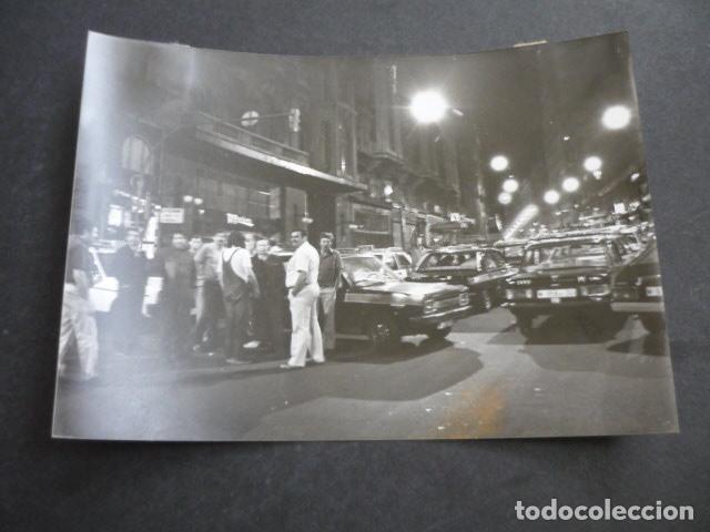 Fotografia antiga: MADRID MANIFESTACION TAXISTAS ANTIGUA FOTOGRAFIA 18 X 13 CM
