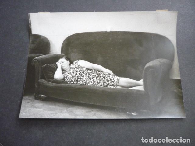 Fotograf&iacute;a antigua: MADRID MANIFESTACION CIEGOS DE MALAGA EN LA ONCE ANTIGUA FOTOGRAFIA 18 X 13 CM