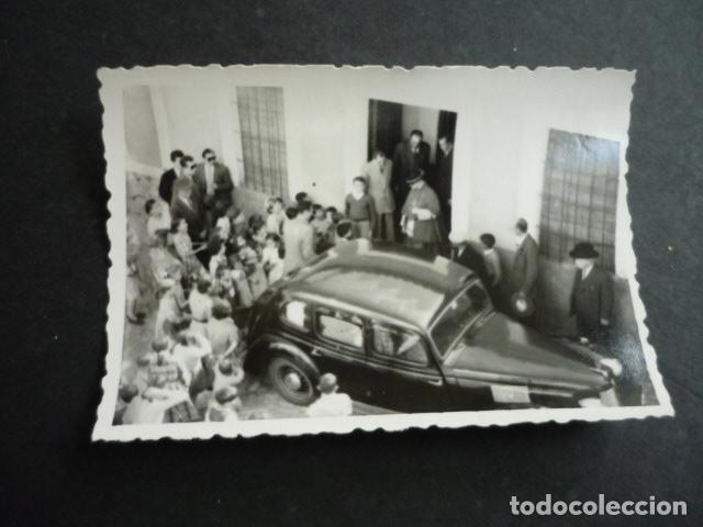 Alte Fotografie: NAVAMORCUENDE TOLEDO VISITA OBISPO DE AVILA SANTOS MORO BRIZ ANTIGUA FOTOGRAFIA 9 X 6 CM