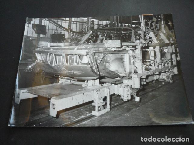 Fotograf&iacute;a antigua: FABRICA AUTOMOVILES BMW ANTIGUA FOTOGRAFIA ORIGINAL 24 X 18 CM