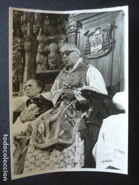 Fotograf&iacute;a antigua: TOLEDO ROGATIVAS EN LA CATEDRAL PARA QUE LLUEVA ANTIGUA FOTOGRAFIA ORIGINAL 13 X 18 CM