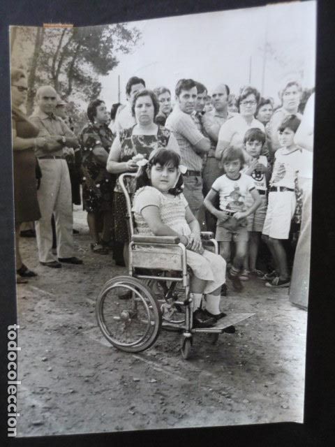 Fotograf&iacute;a antigua: SARDANYOLA BARCELONA MILAGROS DE VIRGEN CONCHITA ANTIGUA FOTOGRAFIA ORIGINAL 12 X 18 CM