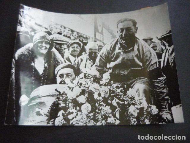 Alte Fotografie: BORIS IVANOWSKY CORREDOR AUTOMOVILISMO ANTIGUA FOTOGRAFIA 24 X 18 CM