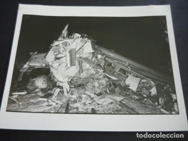 Alte Fotografie: TORRALBA DEL MORAL SORIA ACCIDENTE FERROVIARIO ANTIGUA FOTOGRAFIA 24 X 18 CM