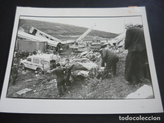 Antique Photography: TORRALBA SORIA ACCIDENTE FERROVIARIO ANTIGUA FOTOGRAFIA 24 X 18 CM