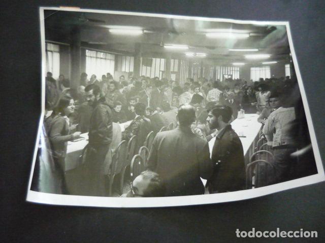 Alte Fotografie: MADRID CONGRESO DE LA UGT 1976 ANTIGUA FOTOGRAFIA 18 X 24 CM