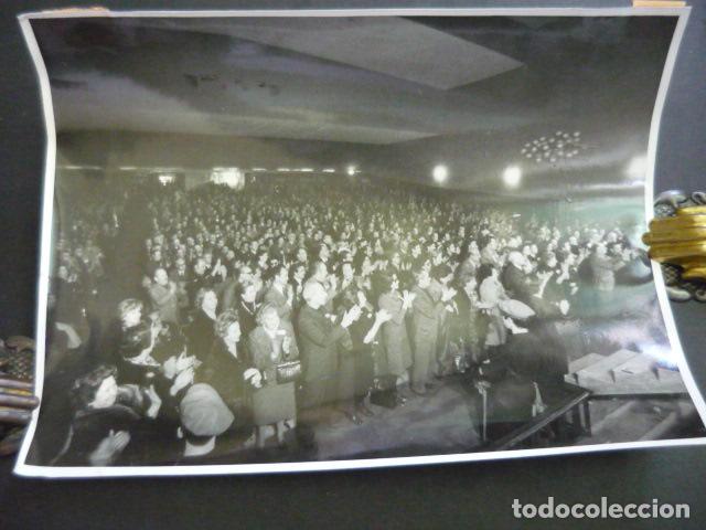 Fotograf&iacute;a antigua: GUADALAJARA BLAS PI&Ntilde;AR MEETING 1976 ANTIGUA FOTOGRAFIA 18 X 24 CM