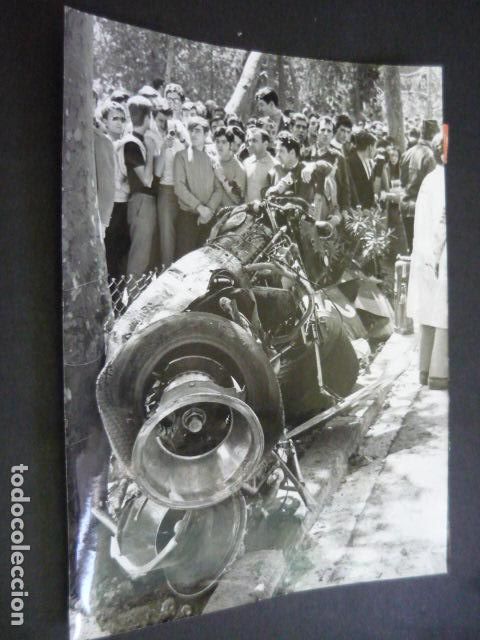 Fotograf&iacute;a antigua: BARCELONA GRAN PREMIO DE ESPA&Ntilde;A DE FORMULA 1 1969 ANTIGUA FOTOGRAFIA 18 X 24 CM
