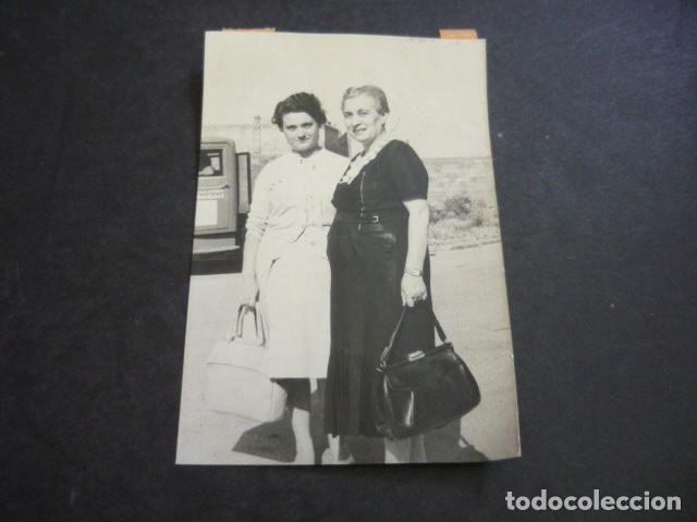 Photographie ancienne: BARCELONA ALUMNA ACADEMIA DE CONDUCCION DE CAMIONES ANTIGUA FOTOGRAFIA ORIGINAL 9 X 13 CM