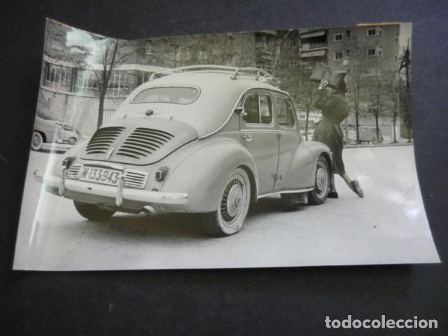 Photographie ancienne: MADRID ESCUELA DE CONDUCCION FEMENINA ANTIGUA FOTOGRAFIA ORIGINAL 12 X 18 CM