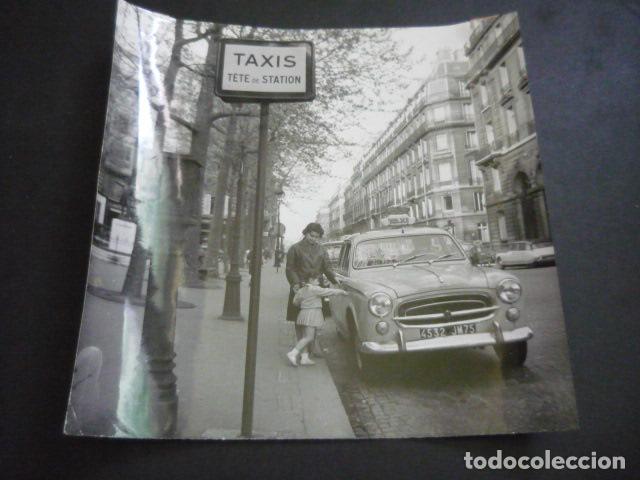 Photographie ancienne: PARIS MUJER TAXISTA ANTIGUA FOTOGRAFIA ORIGINAL 21 X 21 CM
