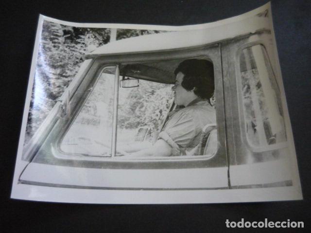 Fotograf&iacute;a antigua: VIZCAYA LA PRIMERA MUJER TRANSPORTISTA ANTIGUA FOTOGRAFIA ORIGINAL 24 X 18 CM