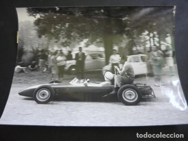 Fotograf&iacute;a antigua: ITALIA ASOCIACION FEMENINA PILOTOS DE CARRERAS ANTIGUA FOTOGRAFIA ORIGINAL 24 X 18 CM