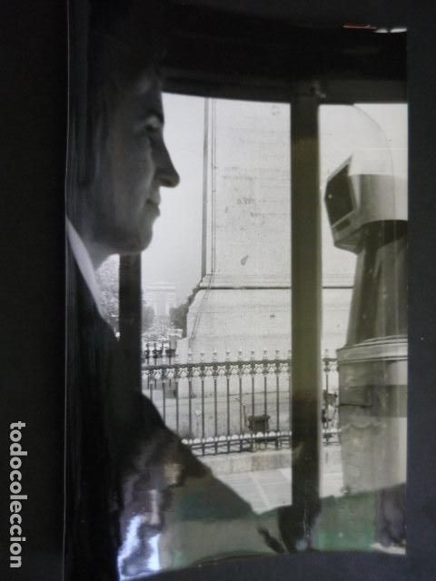 Fotograf&iacute;a antigua: CONDUCTORA DE AUTOBUSES PARIS ANTIGUA FOTOGRAFIA ORIGINAL 20 X 30 CM