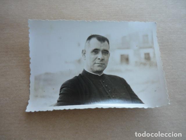 Fotograf&iacute;a antigua: NAVAMORCUENDE TOLEDO SACERDOTE FOTOGRAF&Iacute;A ANTIGUA 6 X 9 CM