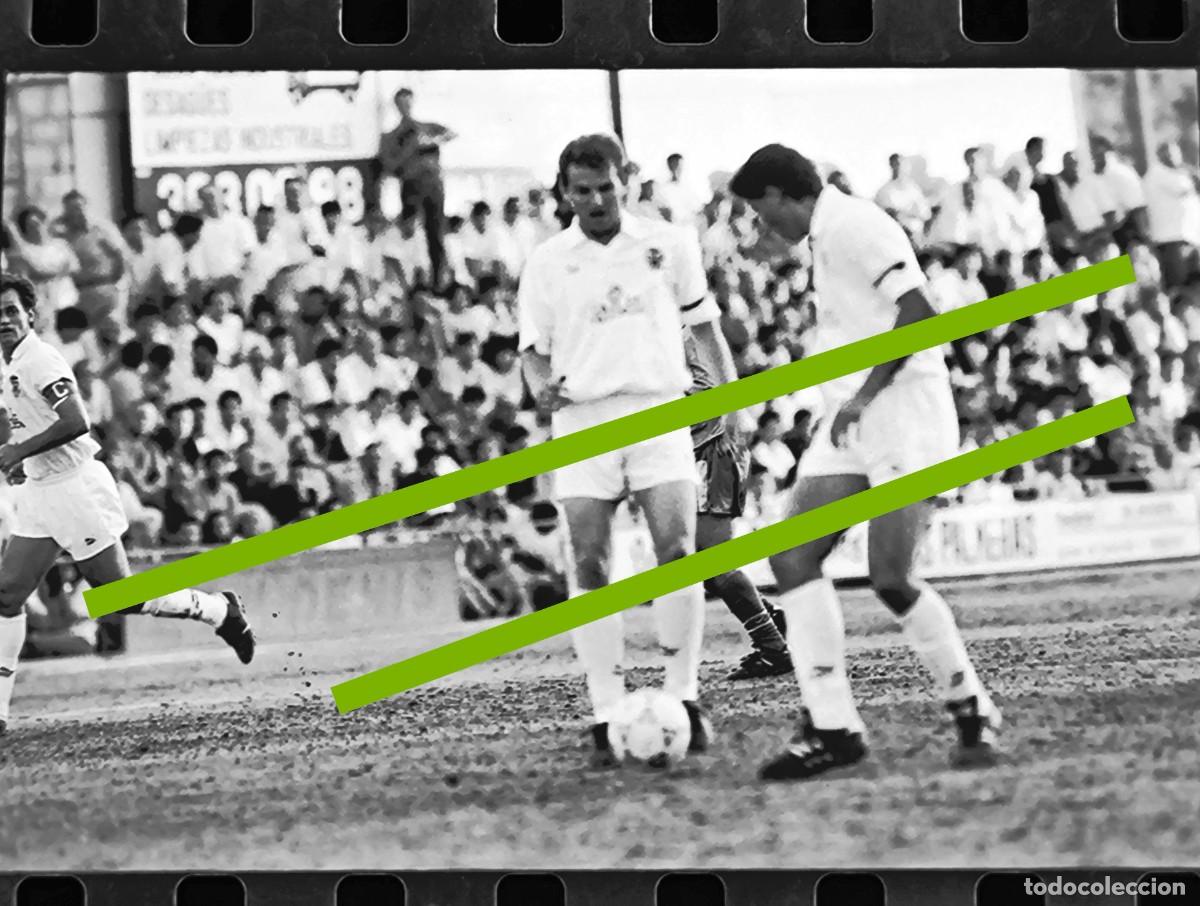 Fotograf&iacute;a antigua: Negativo de fotograf&iacute;a. Burjassot club de f&uacute;tbol - Valencia C.F. Partido. A&ntilde;o 1991.