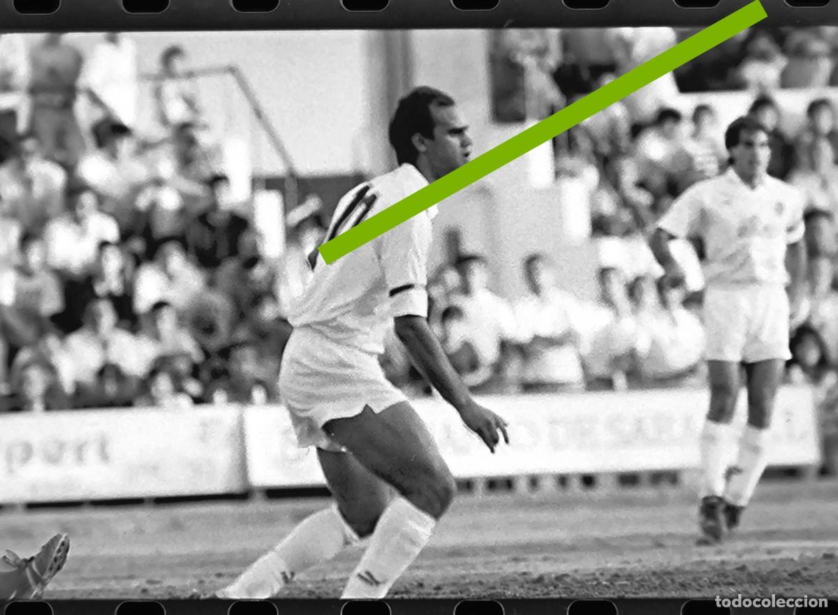 Fotograf&iacute;a antigua: Negativo de fotograf&iacute;a. Burjassot club de f&uacute;tbol - Valencia C.F. Partido. A&ntilde;o 1991.