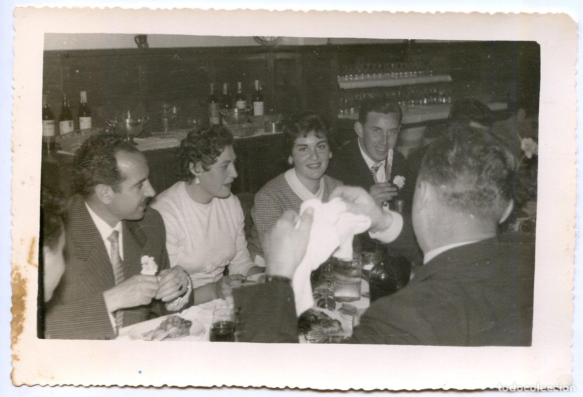 Fotograf&iacute;a antigua: Solares, un banquete, boda?, Fotos G. Bosch. Cantabria