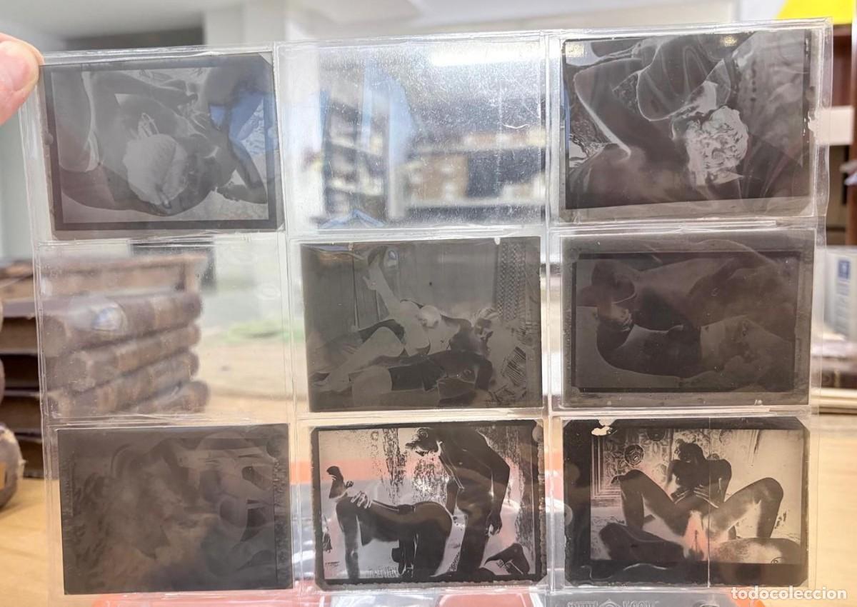 Fotograf&iacute;a antigua: &Aacute;LBUM DE 67 NEGATIVOS PORNOGR&Aacute;FICOS DE ESTUDIO AL GELATINOBROMURO, C. 1930-1950
