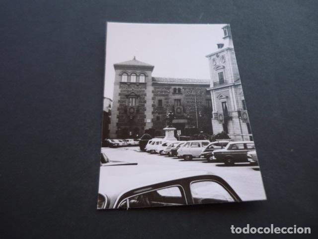 Fotograf&iacute;a antigua: MADRID PLAZA DE LA VILLA ANTIGUA FOTOGRAF&Iacute;A 8 X 12 CM