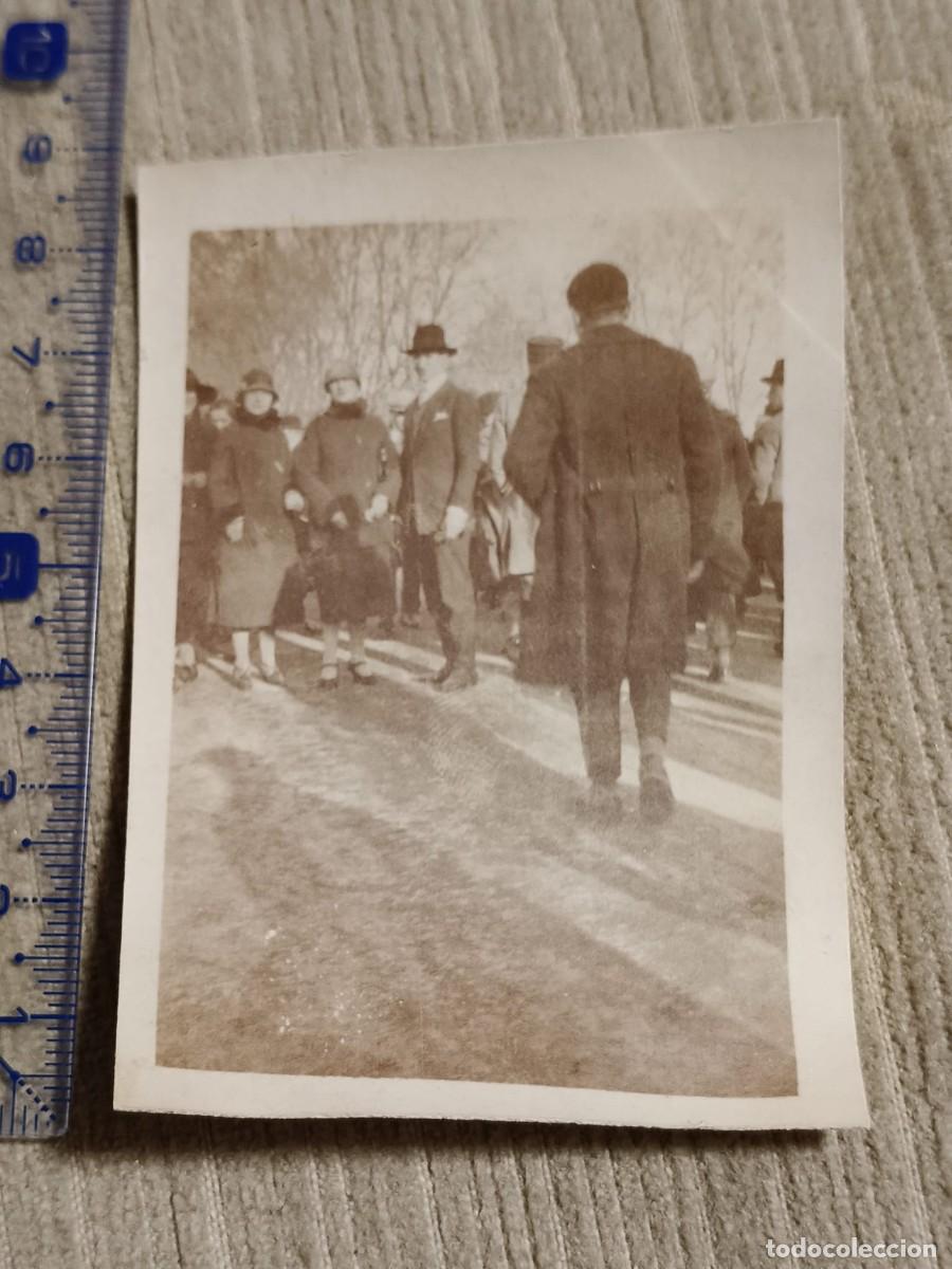 Fotograf&iacute;a antigua: Foto Toulouse?, a&ntilde;os 20. Gelatinobromuro. Grupo, antes de la foto. 8x6cm. France.